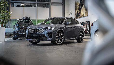 Elektromobilis BMW &bdquo;iX2&ldquo;