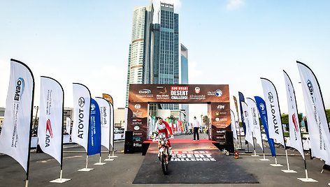 Motociklininkas Mykolas Paulavičius Abu Dhabi Desert Challenge