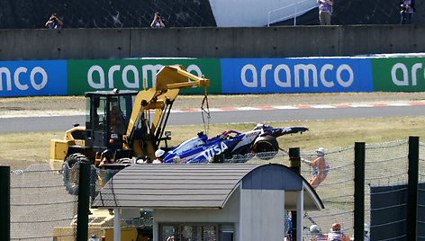 Alexo Albono ir Danielio Ricciardo susidūrimas Japonijos F1 lenktynėse