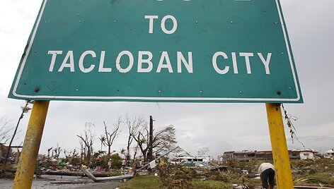 Taifūnas Haiyan Filipinuose nusiaubė Taklobano miestą 