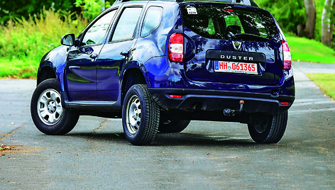 Pirmos kartos „Dacia Duster“