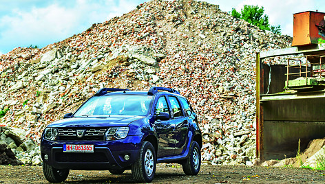 Pirmos kartos „Dacia Duster“