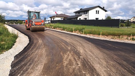 Bezdonių seniūnijoje Draugystės gatvės asfaltavimas