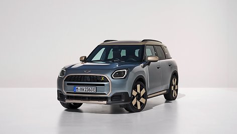 Elektrinis visureigis „MINI Countryman“