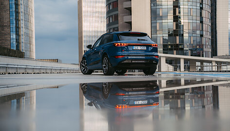 &bdquo;Audi Q6 e-tron&ldquo; (2024)