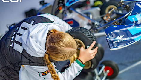 Lietuvos rinktinė FIA Motorsport games: kartingai, GT, driftas, Krosas, SIM