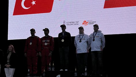 Rokas Steponavičius ir Dovydas Ketvirtis laimėjo bronzą FIA Motorsport Games