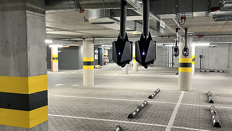 Kauno verslo centre &bdquo;Sqveras&ldquo; įgyvendintas didžiausias EV privačių įkrovimo stotelių projektas