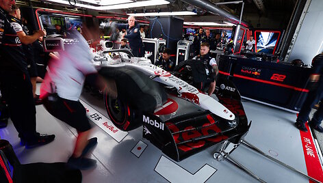 Yuki Tsunoda Japonijoje startavo &bdquo;Oracle Red Bull Racing&ldquo; komandoje