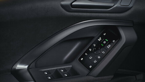 Audi Q5 SUV (2025)