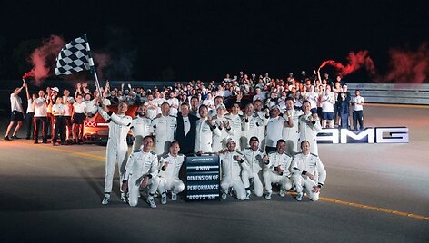 Elektrinis koncepcinis &bdquo;Mercedes-AMG GT XX&ldquo;