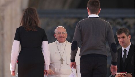 &Scaron;v. Valentino dieną popiežius Pranci&scaron;kus laimino Vatikane įsimylėjėlius 2014 m. vasario 14 d. 