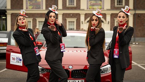 Ladies Go Halloween Race