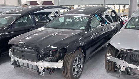Kaip &bdquo;Mercedes GLE&ldquo; tapo katafalku