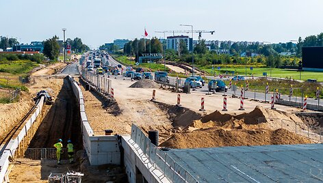 Tarandės tunelio statybos pirmasis etapas eina prie pabaigos