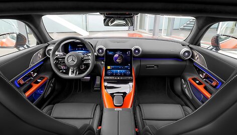 Mercedes-AMG GT 63 S E Performance interjeras (Gamintojo nuotr.)