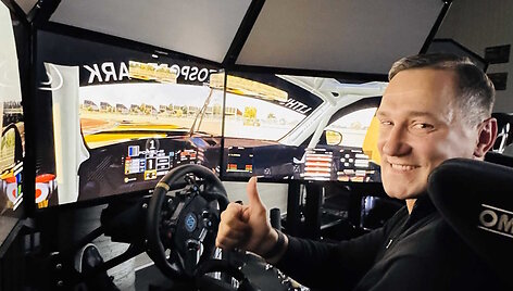 Įžymybės i&scaron;bandė virtualią &bdquo;Lithuanian Motorsport Park&ldquo; trasą