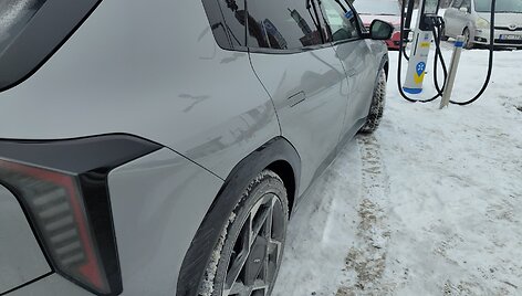 Dariaus Grinbergo kelionė KIA EV4