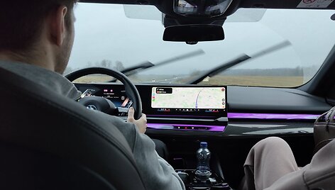 BMW i5