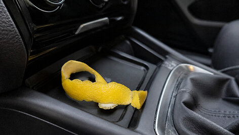 Citrina automobilyje