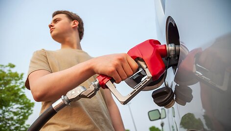 Pabrangusių degalų poveikį kiek mažiau pajuto vilniečiai
