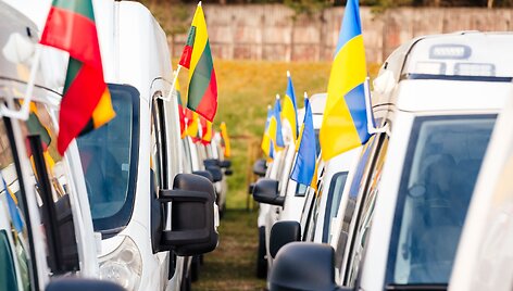 Ukrainos policijai perduoti 79 automobiliai 