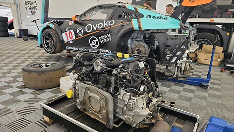 "Ovoko" Porsche keičiamas variklis