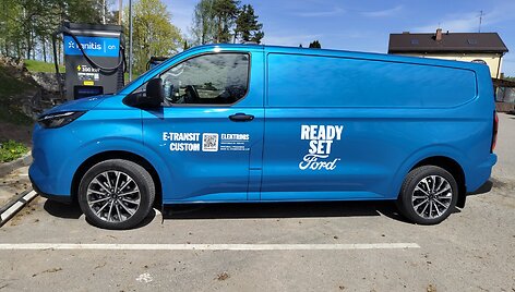Elektrinis Ford Transit