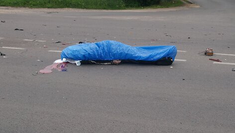 Avarijoje prie Kauno žuvo motociklininkas