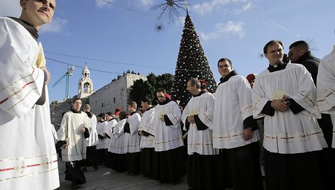 Į Betliejų švęsti Kalėdų atvyko tūkstančiai turistų ir piligrimų