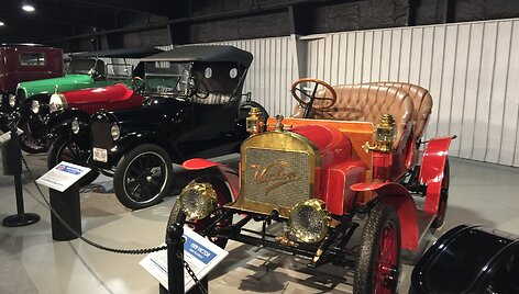 Reportažas i&scaron; JAV &bdquo;Northeast classic car&ldquo; muziejaus