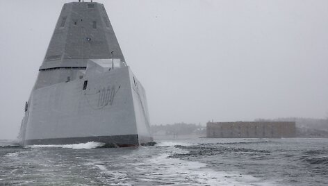 Moderniausias amerikiečių eskadrinis minininkas &bdquo;USS Zumwalt&ldquo; &ndash; nematomas radarams
