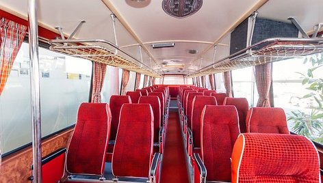 Estai restauravo istorinį autobusą „Scania-Vabis“