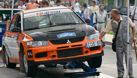 Ralis &bdquo;300 lakes rally&ldquo;