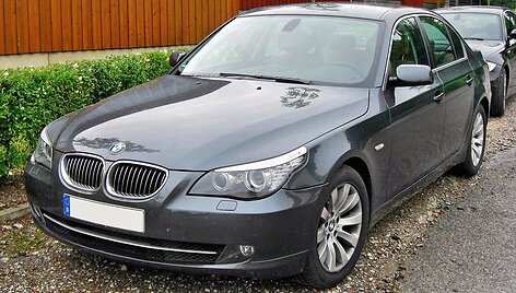 BMW 530 (E60)