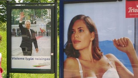 Rinkiminiai plakatai fotomenininko žvilgsniu