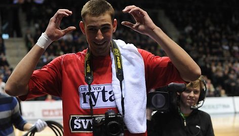 LKL žvaigždžių diena: Jonas Valančiūnas ir Martynas Gecevičius tapo fotografais