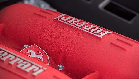 Donaldui Trumpui kadaise priklausęs sportinis automobilis &bdquo;Ferrari F430 F1 Coupe&ldquo; 