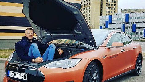 &bdquo;Tesla Model S P85&ldquo;