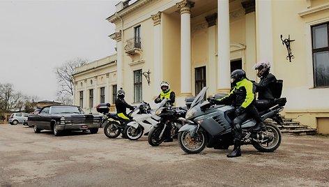 „Mototurizmo sprintas“ atgimusiuose Trakų Vokės rūmuose