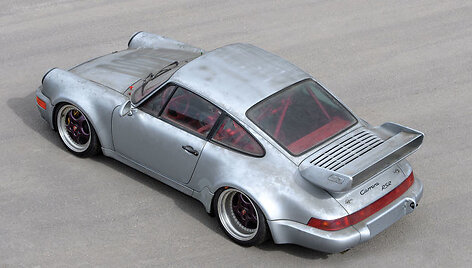 Aukcione parduodamas retas &bdquo;Porsche 911&ldquo; - versija &bdquo;Carrera RSR 3.8&ldquo;