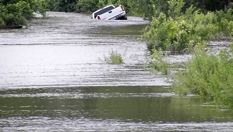 Nebraskos valstijos gyventojai kovoja su potvyniu