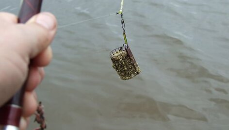 Žūklės subtilybės. &Scaron;ėryklė su mink&scaron;timu