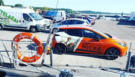 Žurnalistų varžybos &bdquo;Kur&scaron;ių marių regatoje&ldquo;, Nidoje (&bdquo;Nissan Micra&ldquo;)