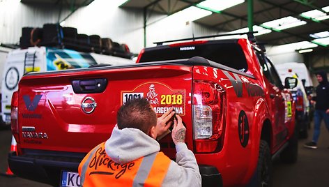 #iGo2Dakar projekto dalyviai važiuos patobulintu „Nissan Navara“