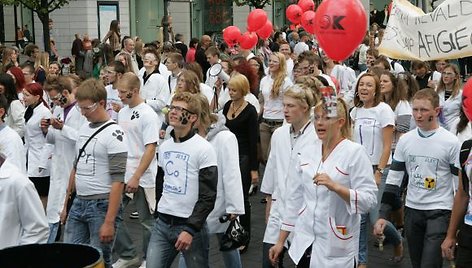 Studentų eitynės Gedimino prospektu Vilniuje