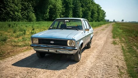 Popiežiaus Jono Pauliaus &bdquo;Ford Escort&ldquo;