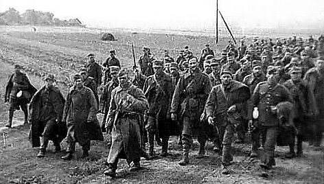 Į sovietų nelaisvę 1939-aisiais patekę lenkų kariai