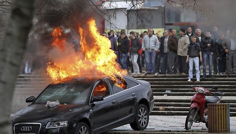 Protesto akcija Tiranoje virto kruvinomis kautynėmis.