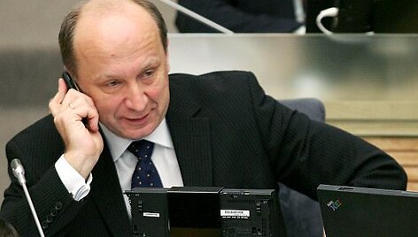 Andrius Kubilius: &bdquo;Sutarta, kad neplanuojame ir nesiruo&scaron;iame planuoti mūsų valiutos devalvavimo, nesiruo&scaron;iame skolintis i&scaron; TVF&ldquo;